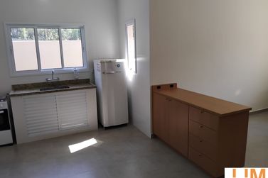 Casa &agrave; venda - 130m&sup2; - Jardim Solares