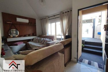 Casa &agrave; venda - 100m&sup2; - Jardim Imperial