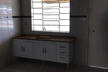 Casa para alugar - CENTRO