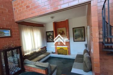 Casa &agrave; venda - 390m&sup2; - Condominio Palavra da Vida