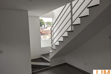 Casa &agrave; venda - 130m&sup2; - JARDIM MARISTELA