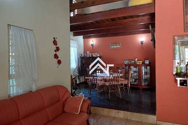 Casa &agrave; venda - 228m&sup2; - Jardim do Lago