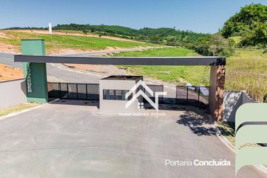Terreno &agrave; venda - 300m&sup2; - Vale do Sol