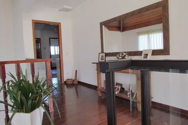Casa &agrave; venda - 357m&sup2; - CONDOM&Iacute;NIO SERRA DA ESTRELA