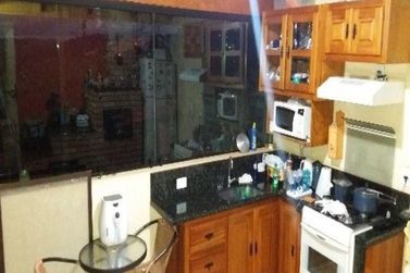 Casa &agrave; venda - 200m&sup2; - Jardim dos Pinheiros
