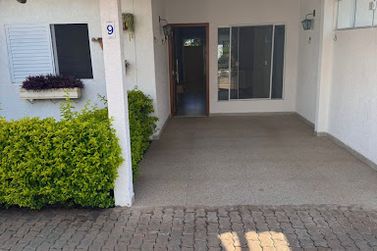 Casa &agrave; venda - 68m&sup2; - Jardim Colonial