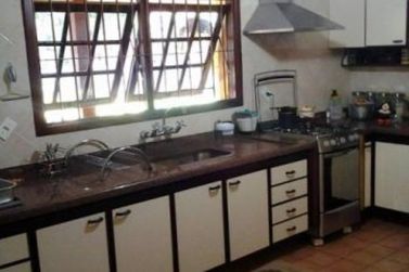 Ch&aacute;cara &agrave; venda - 420m&sup2; - Vale dos Pinheiros