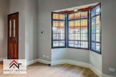 Casa &agrave; venda - 239m&sup2; - Jardim Paulista