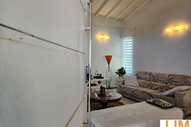 Casa &agrave; venda - 351m&sup2; - Vila Giglio