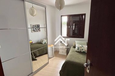 Casa &agrave; venda - 228m&sup2; - Jardim Paulista