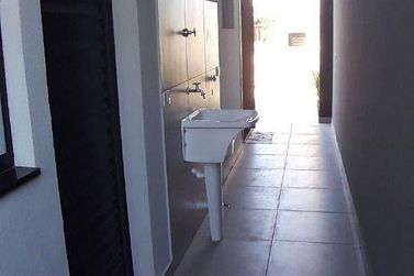 Casa &agrave; venda - 101m&sup2; - Loteamento Vale Das Flores