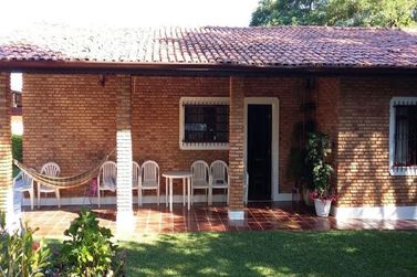 Ch&aacute;cara &agrave; venda - 2160m&sup2; - Jardim dos Pinheiros