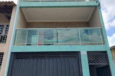 Sobrado &agrave; venda - 200m&sup2; - Jardim Imperial