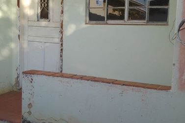 Casa &agrave; venda - CENTRO