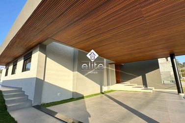 Casa &agrave; venda - 285m&sup2; - RESIDENCIAL GREEN VILLAGE