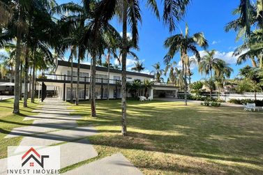 Casa &agrave; venda - 903m&sup2; - Condom&iacute;nio Flamboyant