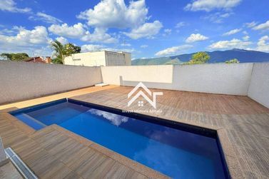 Casa &agrave; venda - 290m&sup2; - Jardim do Lago
