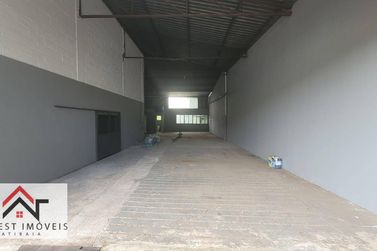 Sal&atilde;o Comercial para alugar - 1600m&sup2; - Guaxinduva
