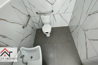 Sal&atilde;o Comercial para alugar - 258m&sup2; - Centro