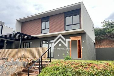 Casa &agrave; venda - 137m&sup2; - Condom&iacute;nio La Reserva II