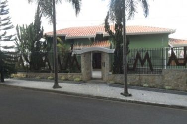 Casa &agrave; venda - 340m&sup2; - Jardim do Lago