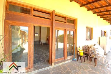 Casa para alugar - 700m&sup2; - Vila Petr&oacute;polis