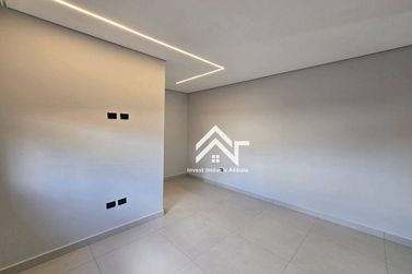Casa &agrave; venda - 180m&sup2; - Condom&iacute;nio Portal Lamis