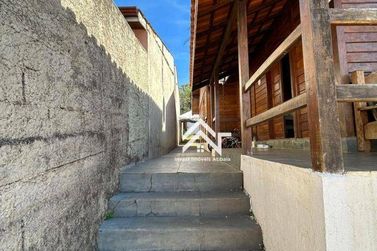 Casa para alugar - 180m&sup2; - Vila Petr&oacute;polis
