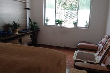 Casa &agrave; venda - VILA MIRA