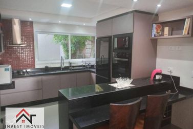 Casa &agrave; venda - 420m&sup2; - Parque Arco Iris