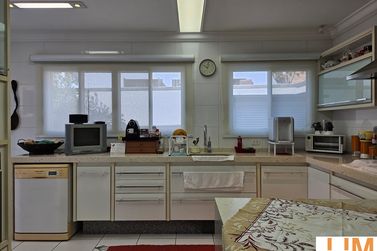 Casa &agrave; venda - 351m&sup2; - Vila Giglio