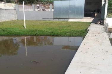 Casa para alugar - 240m&sup2; - Usina