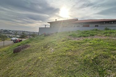 Terreno &agrave; venda - 793m&sup2; - Condom&iacute;nio Itapor&atilde;