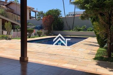 Casa &agrave; venda - 400m&sup2; - Vila Giglio