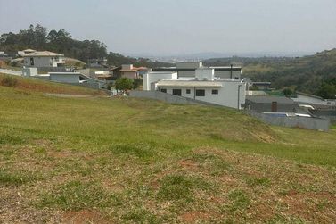 Terreno &agrave; venda - 603m&sup2; - Condominio Quintas da Boa Vista