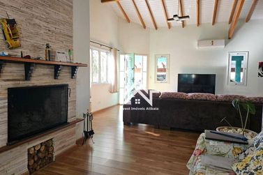 Casa para alugar - 235m&sup2; - Condom&iacute;nio Figueira Garden