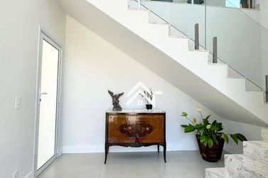 Casa &agrave; venda - 250m&sup2; - Condom&iacute;nio Vale das &Aacute;guas
