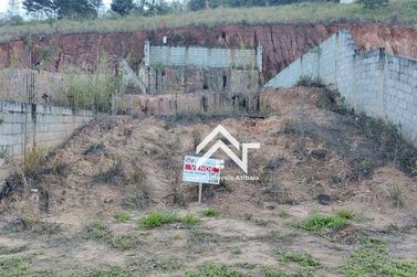 Terreno &agrave; venda - 200m&sup2; - Cachoeirinha