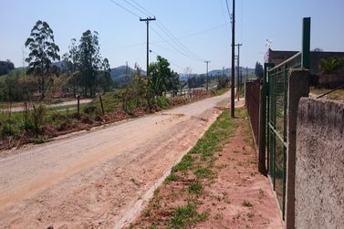 Terreno &agrave; venda - 1598m&sup2; - Centro