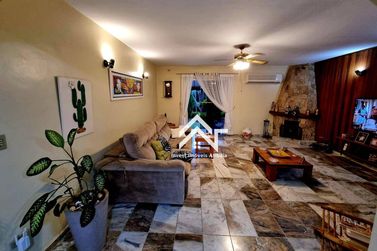Casa &agrave; venda - 279m&sup2; - Condom&iacute;nio Flamboyant
