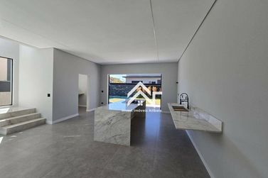 Casa &agrave; venda - 300m&sup2; - Vila Santista