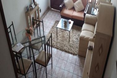 Casa &agrave; venda - 220m&sup2; - Vila dos Netos