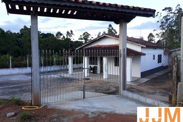 Ch&aacute;cara &agrave; venda - 120m&sup2; - Ros&aacute;rio