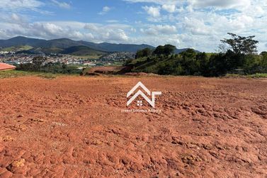 Terreno &agrave; venda - 830m&sup2; - Alto da Floresta Residencial