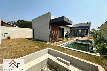 Casa &agrave; venda - 304m&sup2; - Figueira Garden