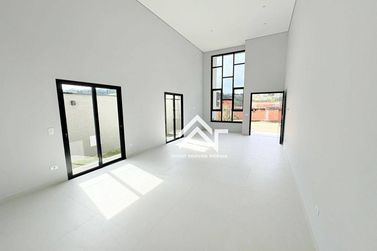 Casa &agrave; venda - 212m&sup2; - Nova Gard&ecirc;nia