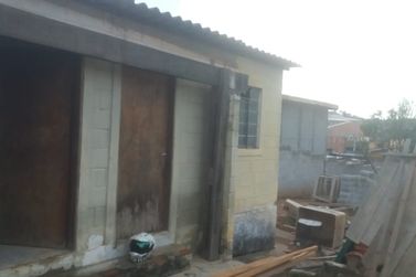 Terreno &agrave; venda - 298m&sup2; - JARDIM IMPERIAL