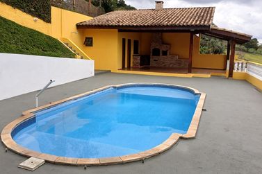 Casa para alugar - 183m&sup2; - Vila Petr&oacute;polis