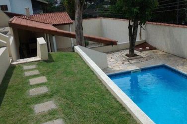 Casa &agrave; venda - 450m&sup2; - Nova Gard&ecirc;nia