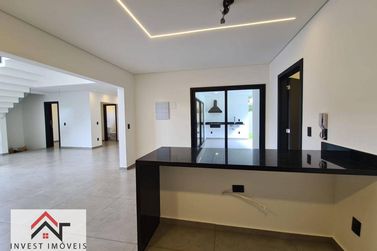 Casa para alugar - 221m&sup2; - Vila Santista